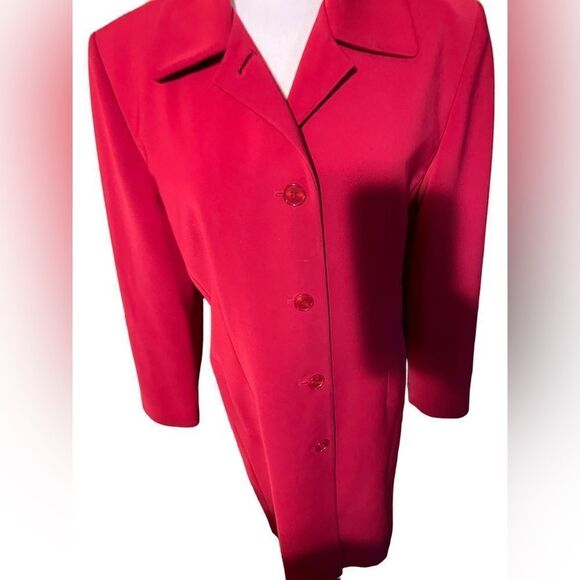 Gorgeous red gallery jacket - Picture 5 of 8